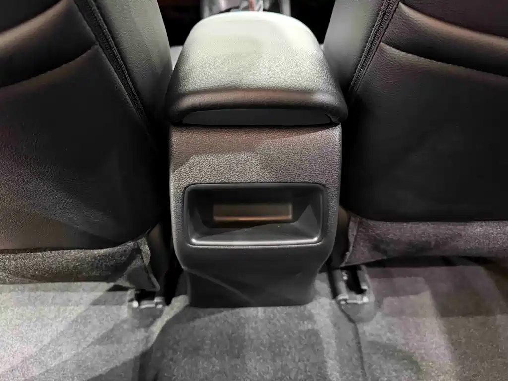 Toyota Corolla 2022 — фото 15