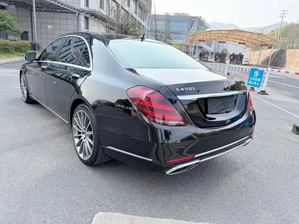 Mercedes-Benz S-Class 2019