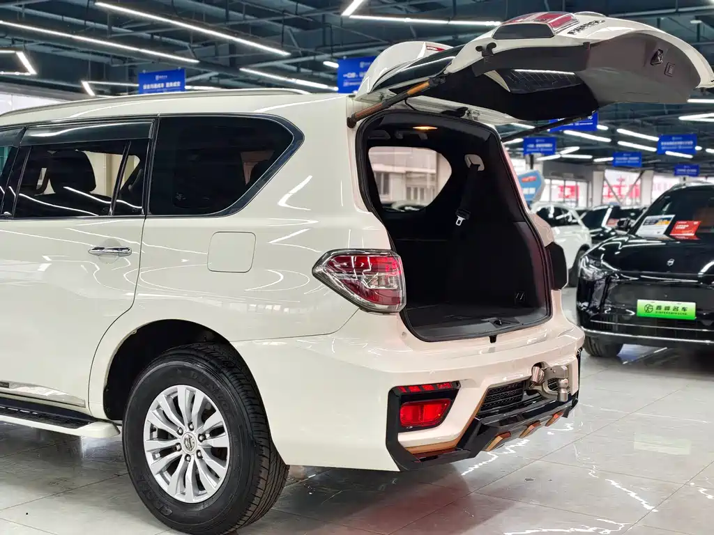 Nissan Patrol 2019 — фото 19