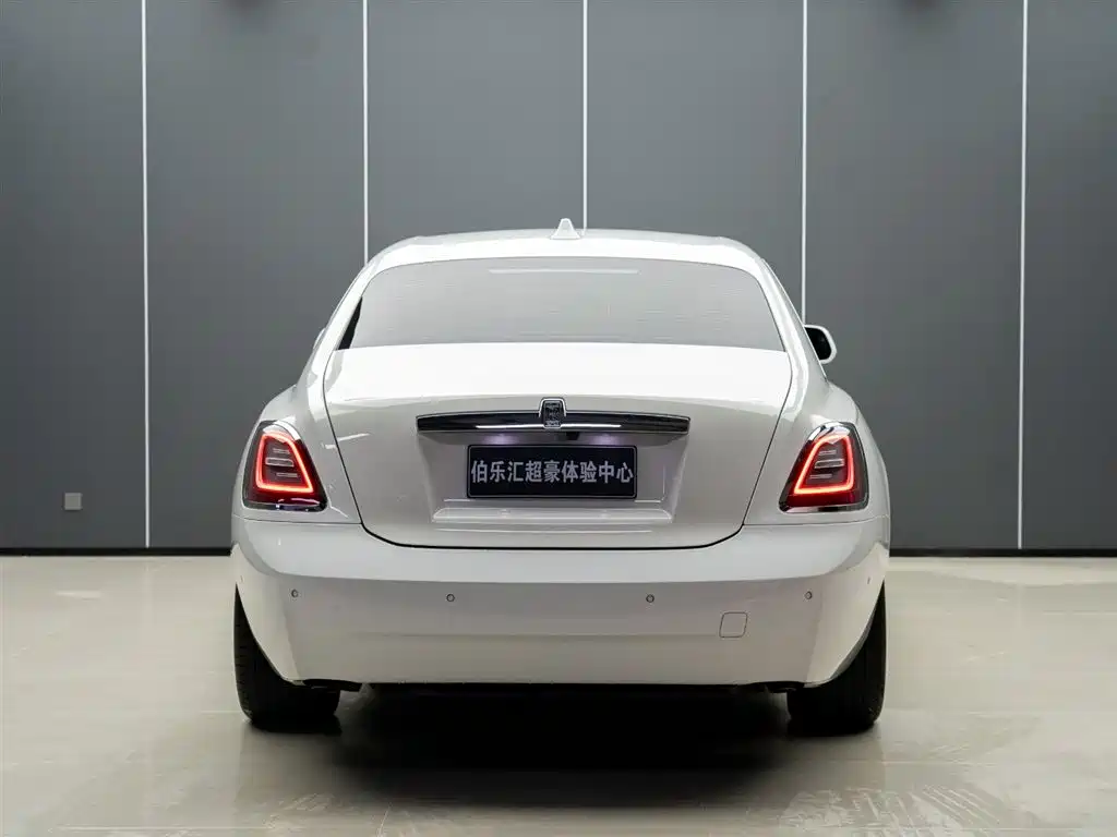 Rolls-Royce Ghost 2022
