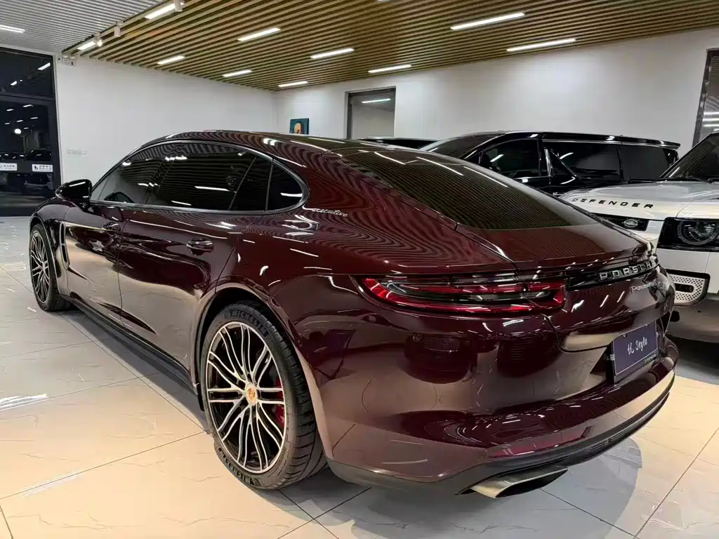 Porsche Panamera 2018 — фото 4