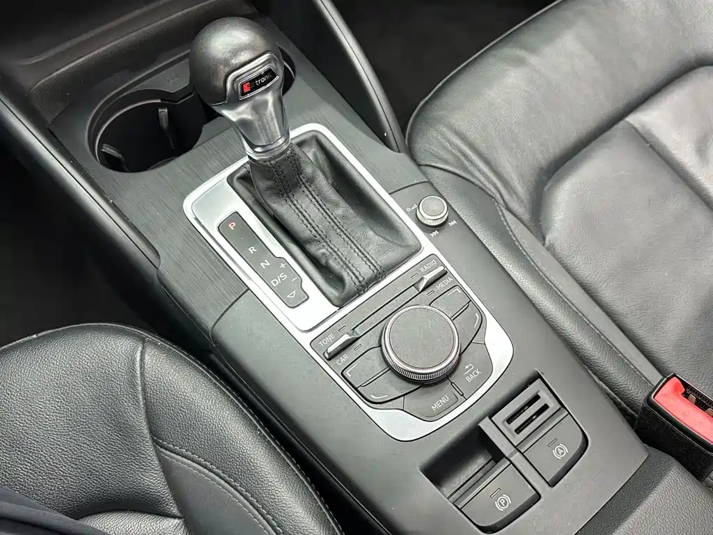 Audi A3 2015 — фото 17