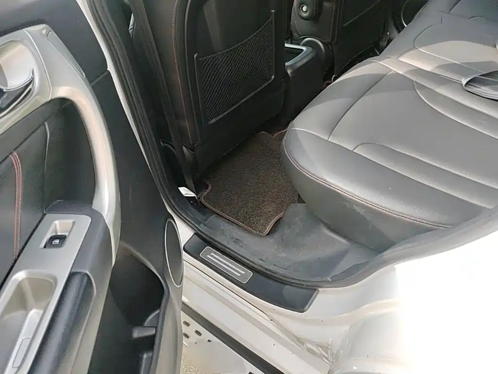 Haval H6 2015 — фото 17