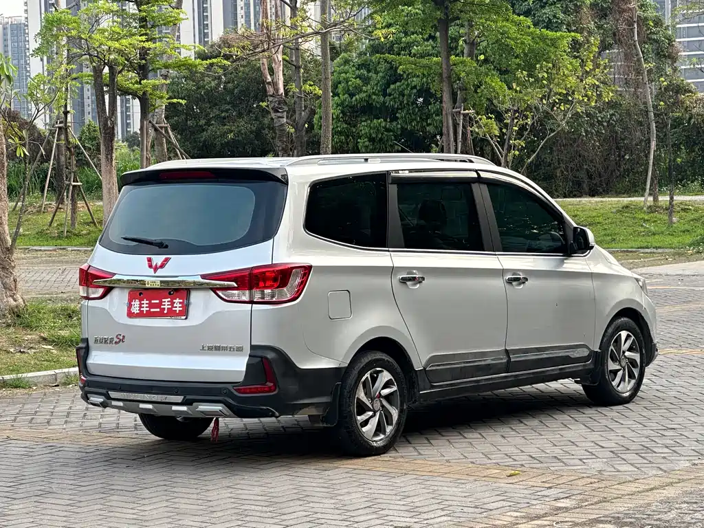 Wuling Hongguang 2016 — фото 6