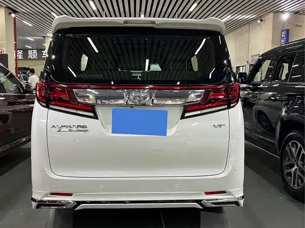 Toyota Alphard 2017