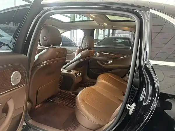 Mercedes-Benz E-Class 2018