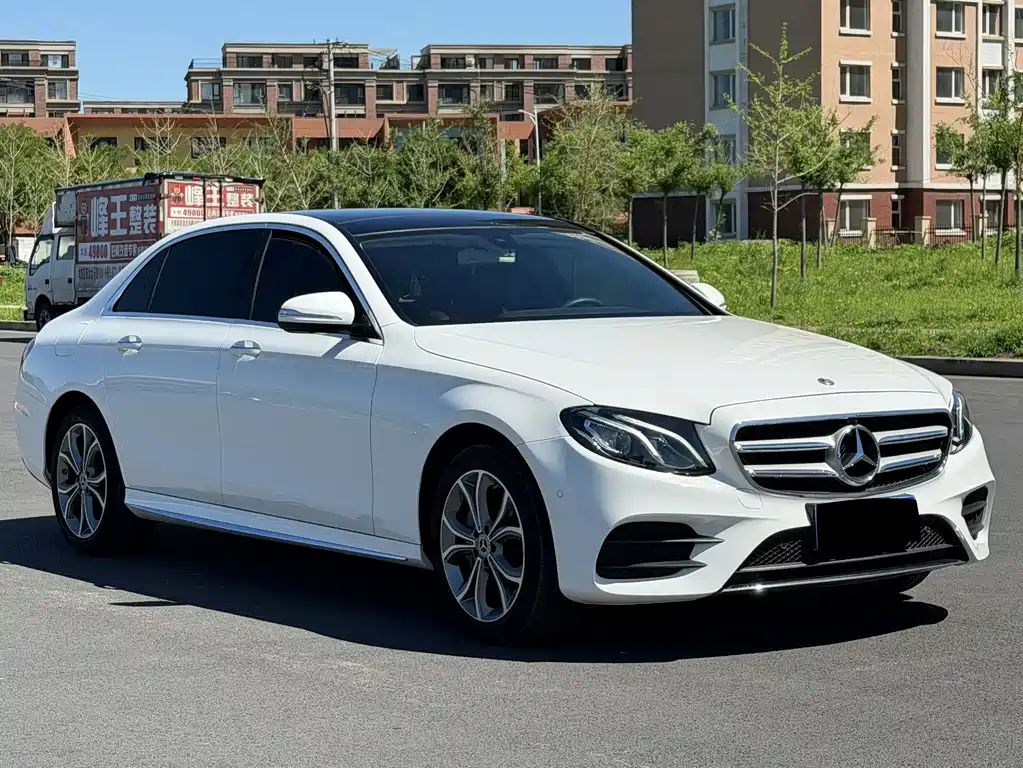 Mercedes-Benz E-Class 2020 — фото 3