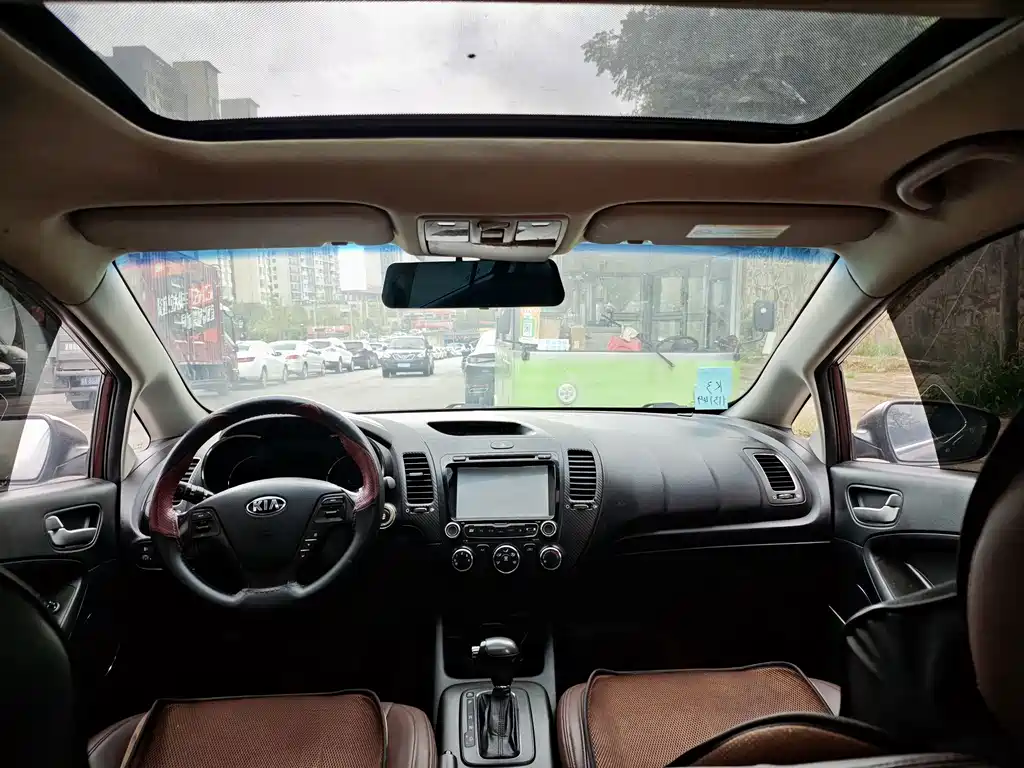 Kia K3 2013