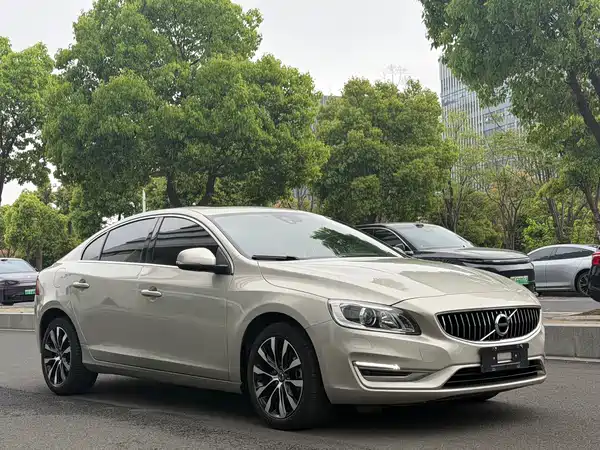 Volvo S60 2019