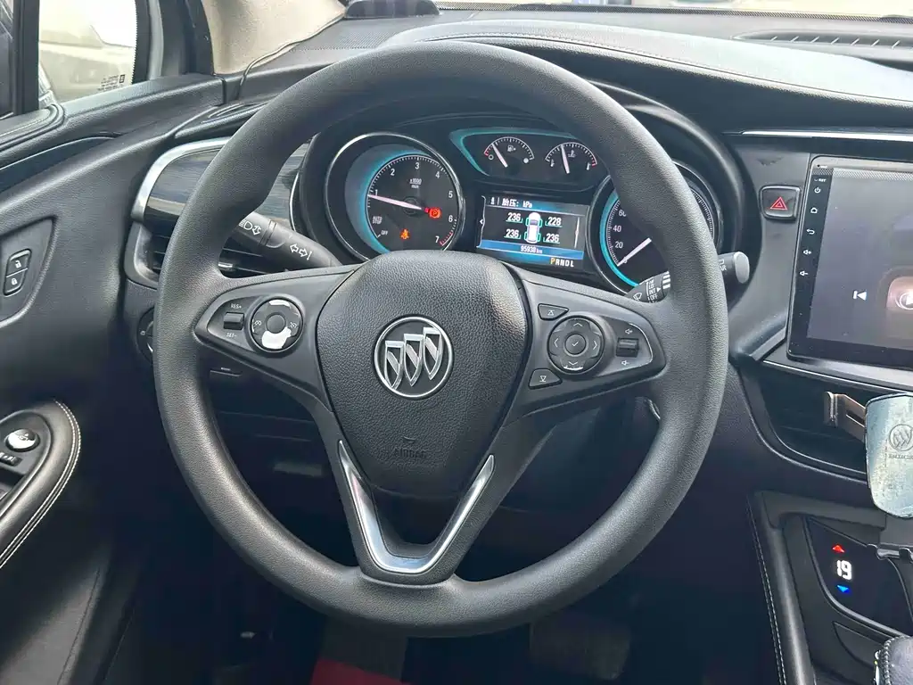 Buick Envision Plus 2017