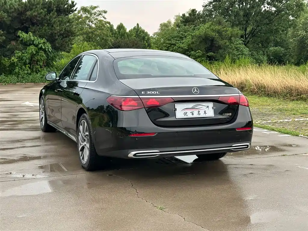 Mercedes-Benz E-Class 2026
