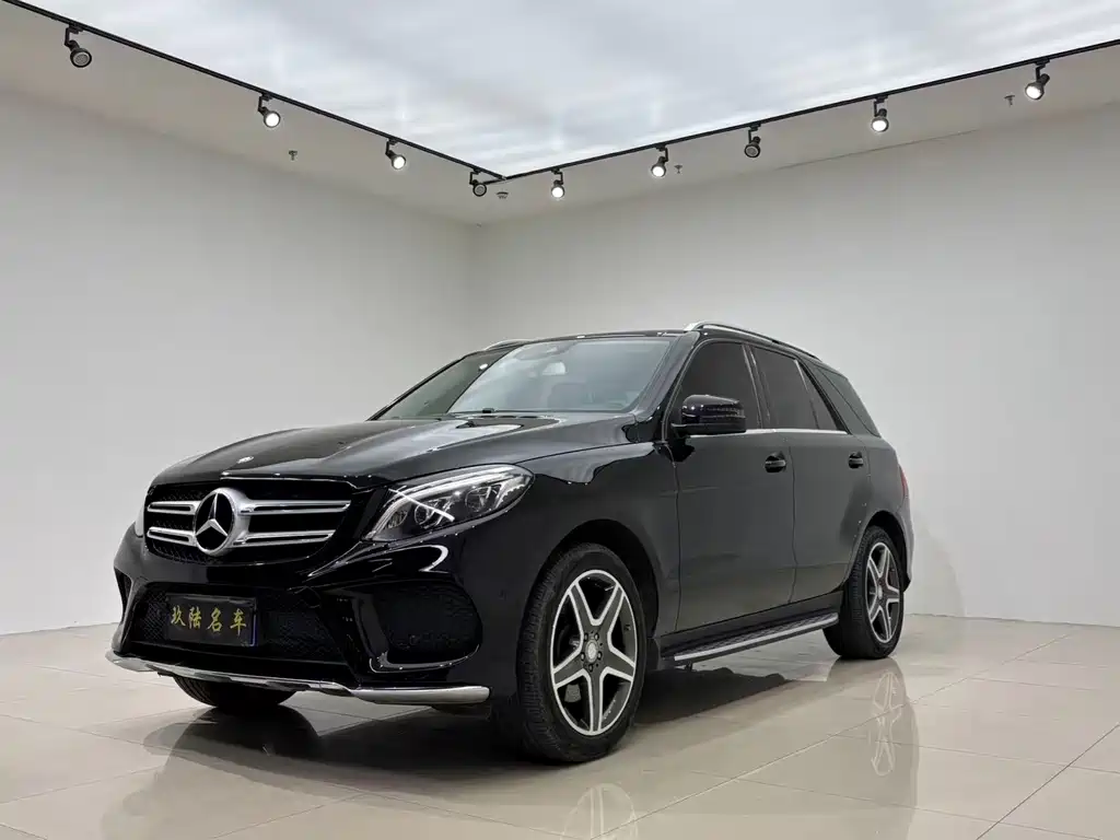 Mercedes-Benz GLE 2016
