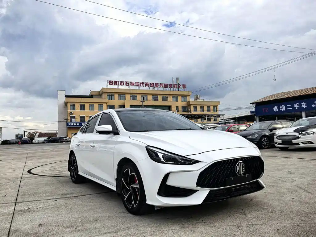 MG MG5 2021