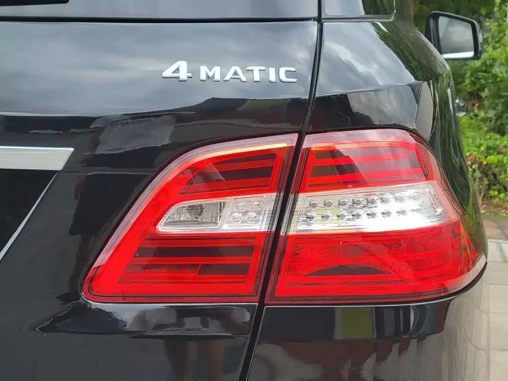 Mercedes-Benz M-Class 2014 — фото 17