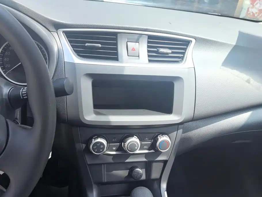 Nissan Sylphy 2026 — фото 12