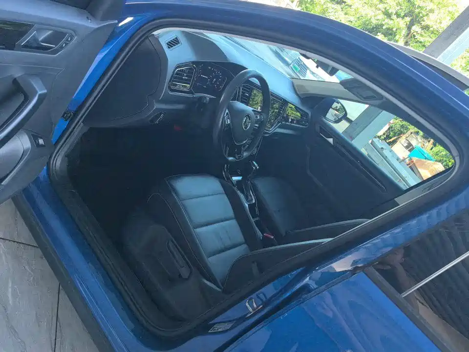 Volkswagen T-Roc 2022