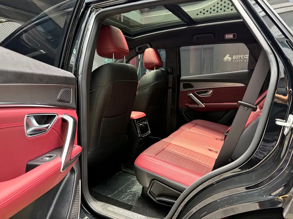 Jetour Jietu X70 PLUS 2025 — фото 10