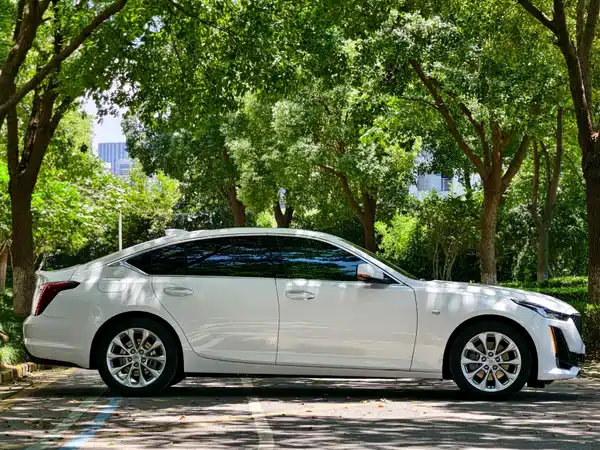Cadillac CT5 2022