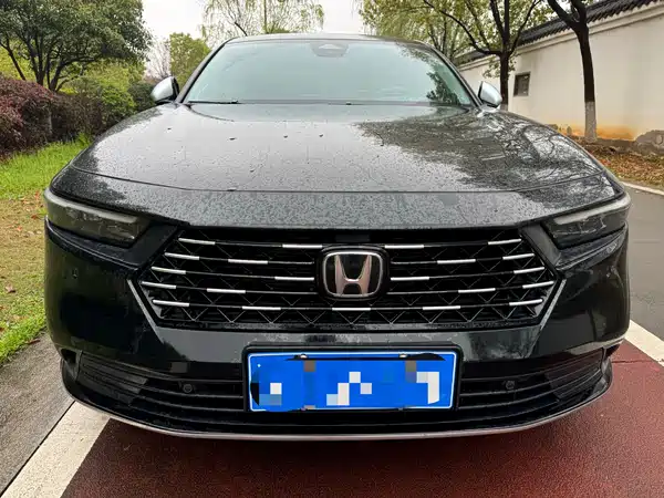 Honda Accord 2025