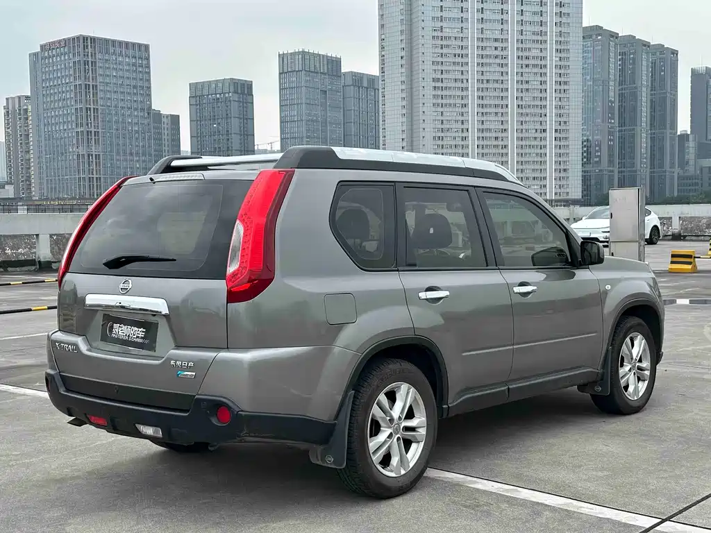 Nissan X-Trail 2013 — фото 4