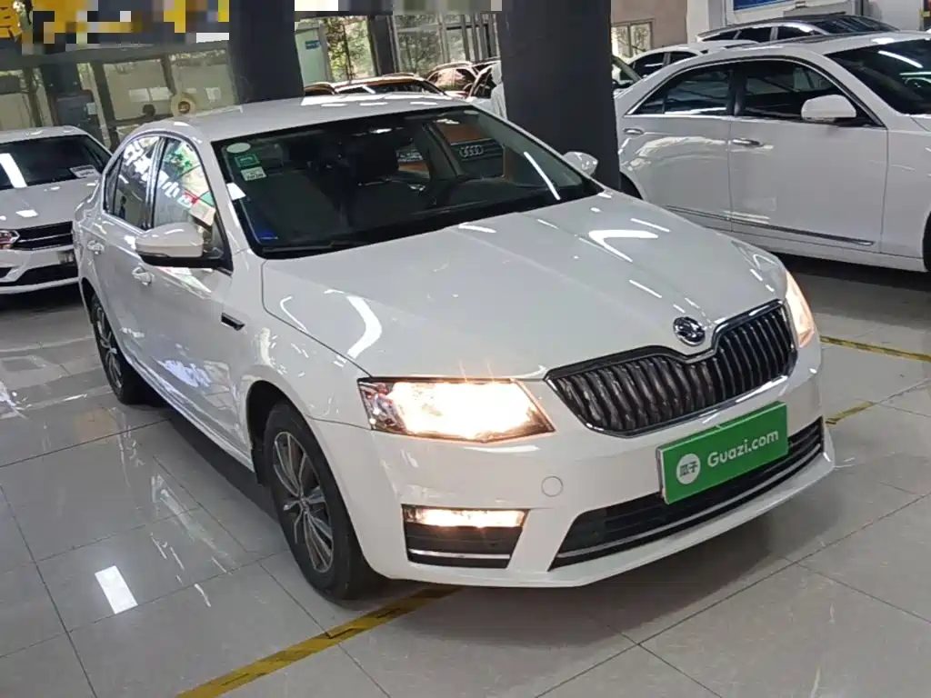 Skoda Octavia 2016 — фото 4