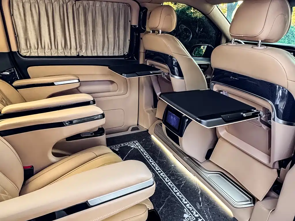 Mercedes-Benz Vito 2023 — фото 17
