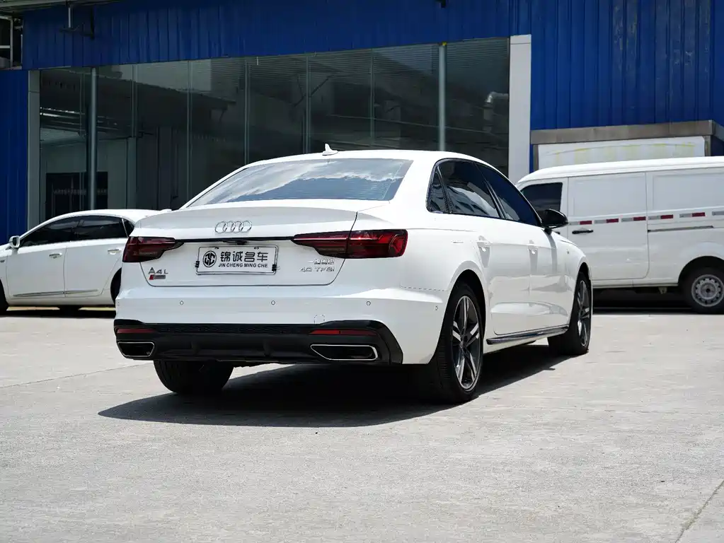 Audi A4L 2022
