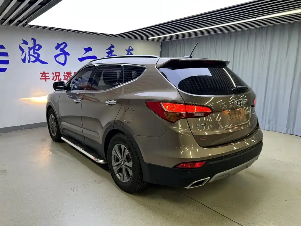 Hyundai Santa Fe 2015 — фото 20