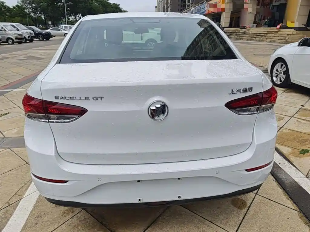Buick Excelle 2021