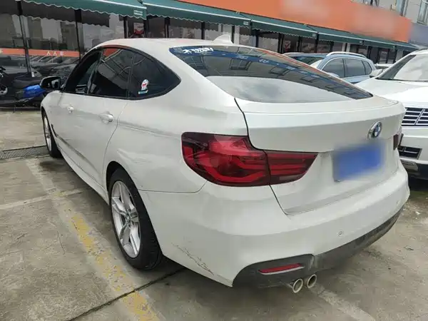 BMW 3 Series GT 2021