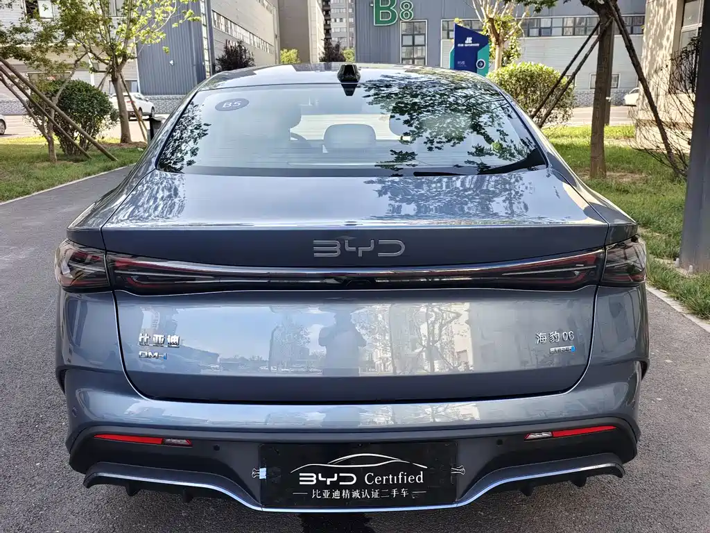 BYD Seal 06 2025 — фото 10