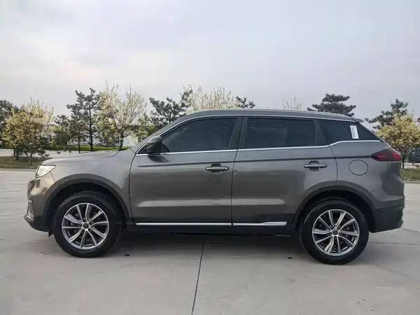 Geely Boyue 2020
