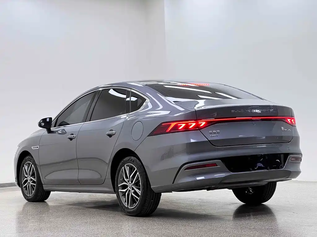 BYD Qin PLUS 2023 — фото 5