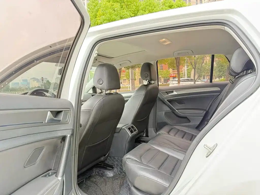 Volkswagen Golf 2015