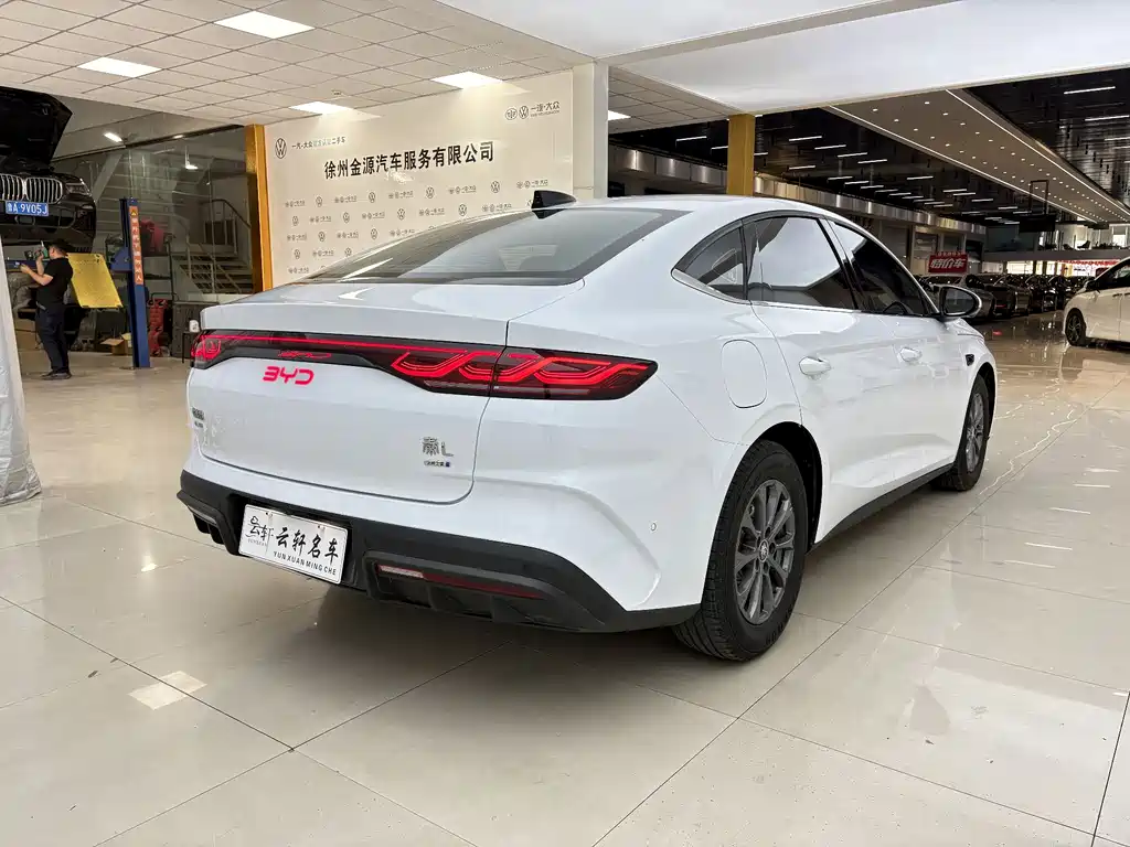 BYD Qin L 2025 — фото 16