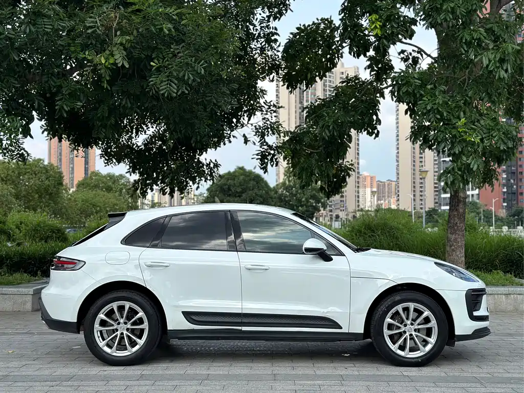 Porsche Macan 2022 — фото 4
