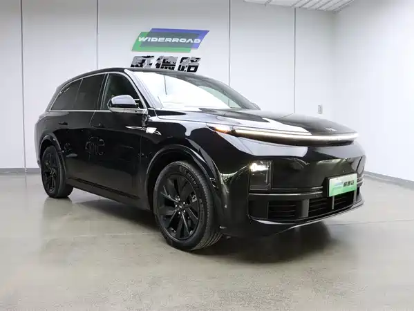 Li Auto L8 2024