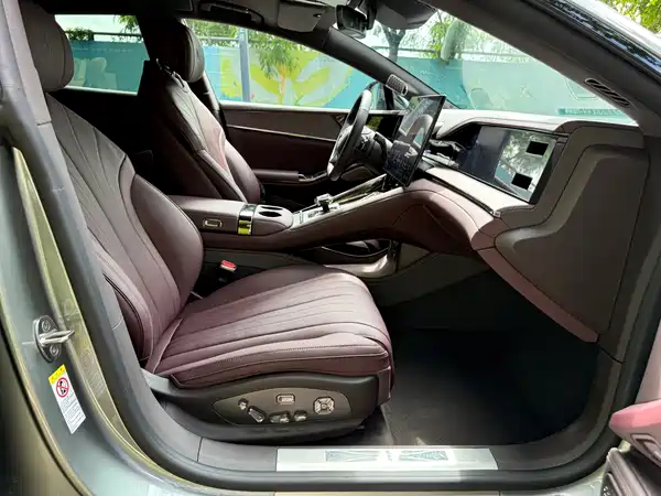 Denza Z9GT 2026