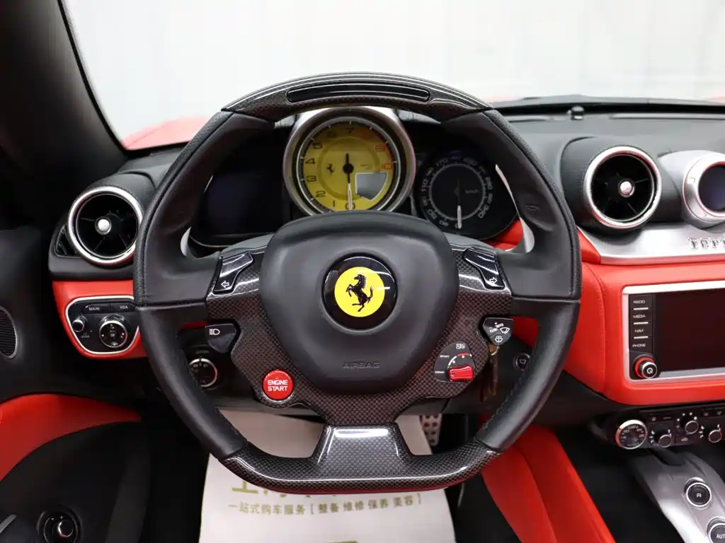 Ferrari California T 2015 — фото 11