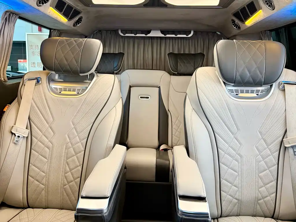 Ford Tourneo 2022 — фото 8