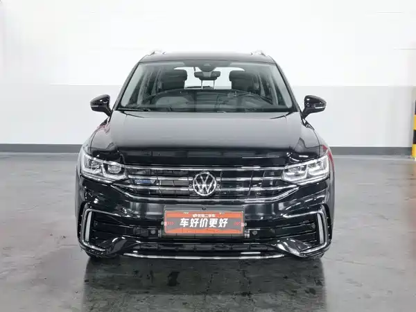 Volkswagen Tiguan L Plug-In Hybrid 2023