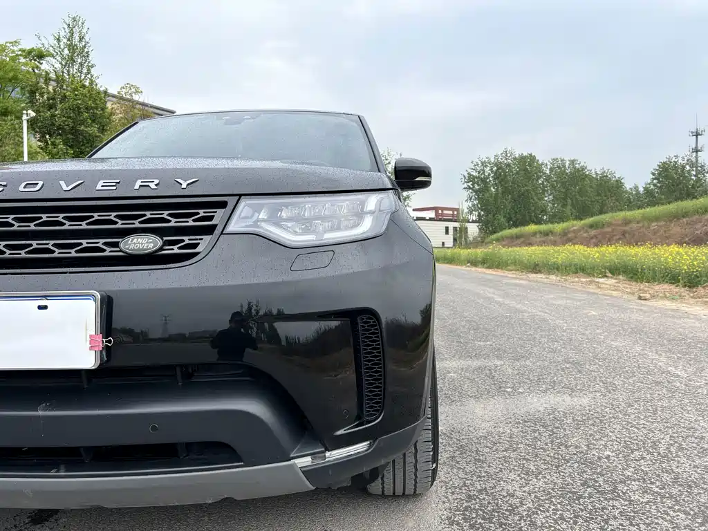 Land Rover Discovery 2017 — фото 19