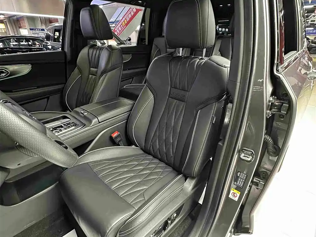 GAC Motor Trumpchi GS8 2022 — фото 27