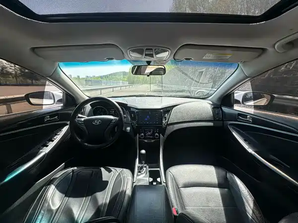 Hyundai Sonata 2013