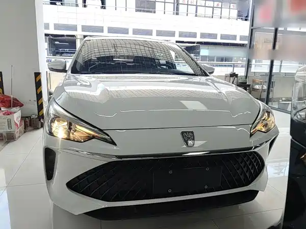 Roewe i5 2025