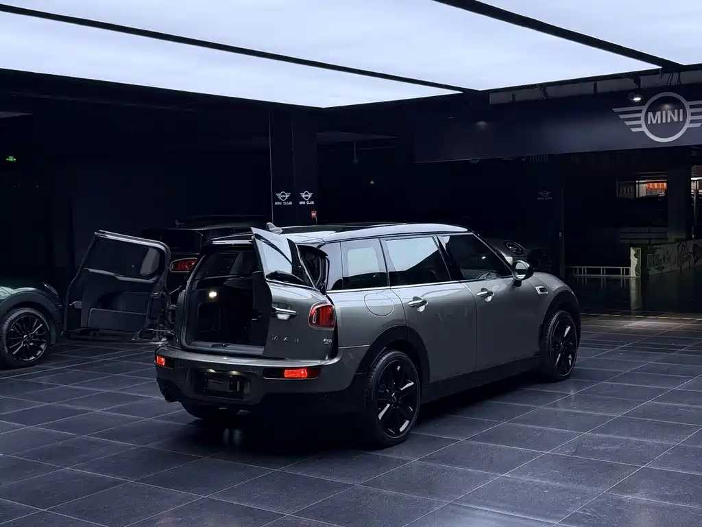 MINI Clubman 2016