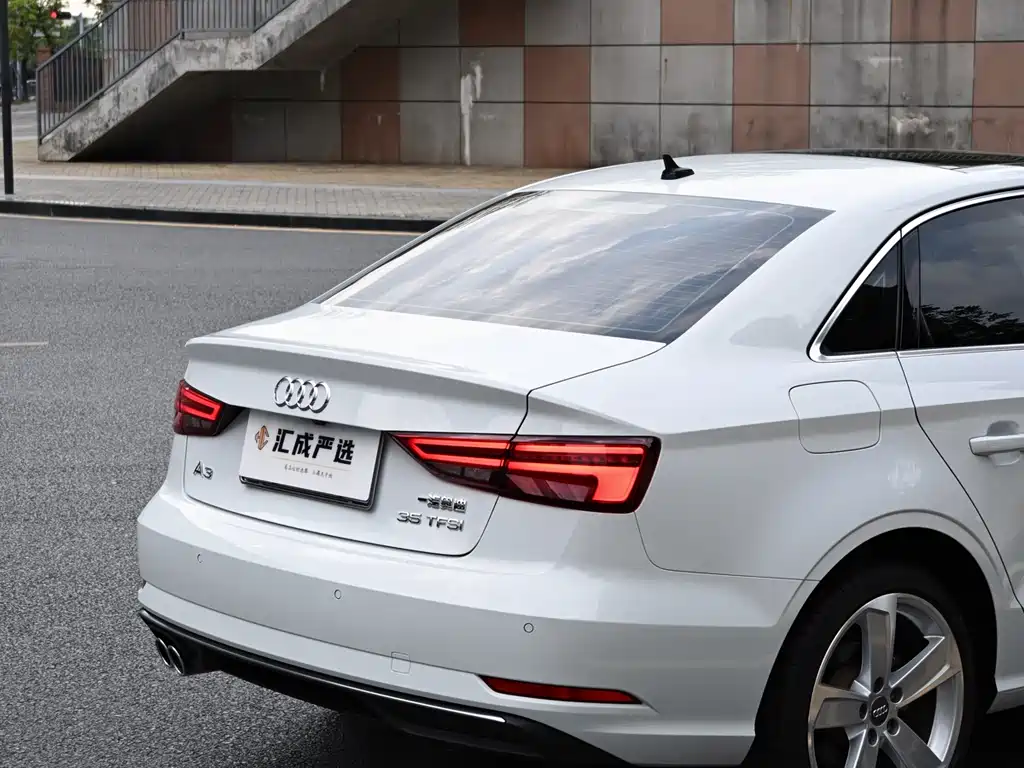 Audi A3 2019 — фото 14