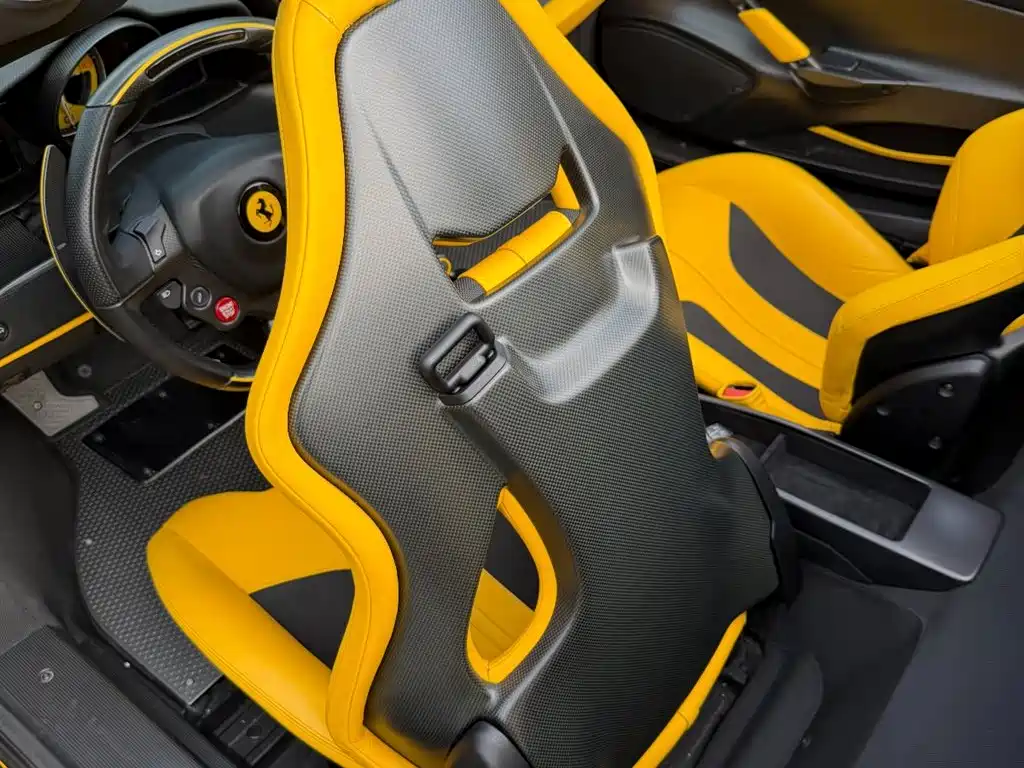 Ferrari 488 2019 — фото 13