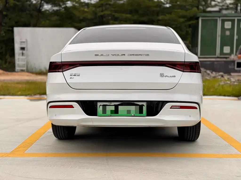 BYD Qin PLUS 2023 — фото 20