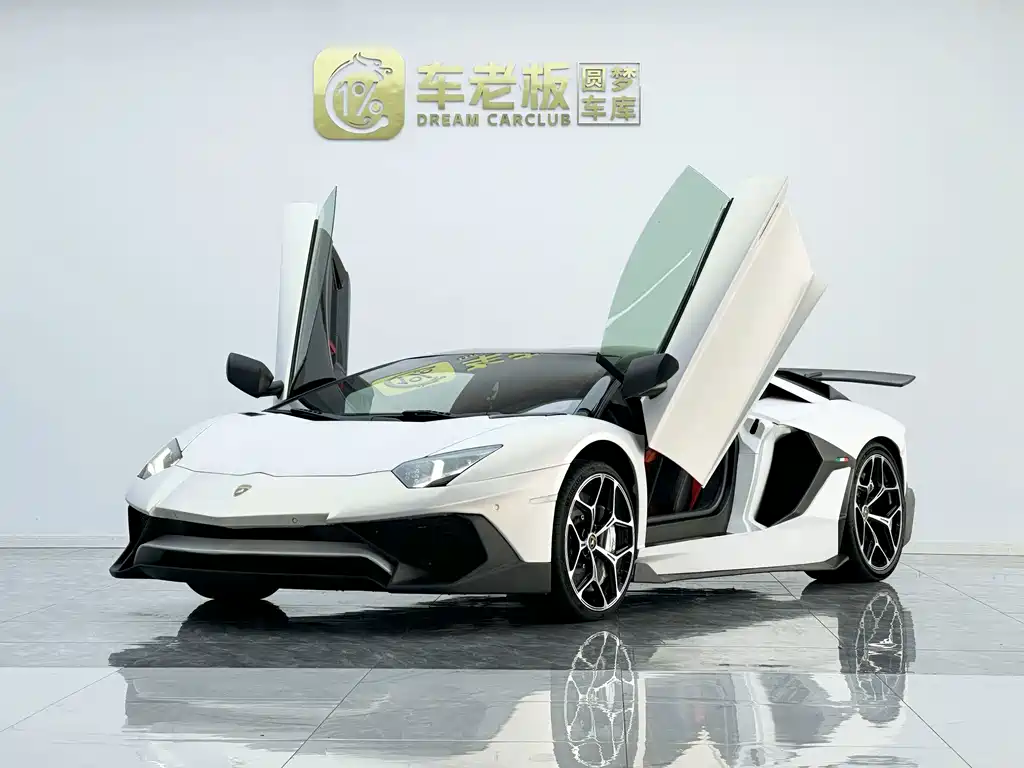 Lamborghini Aventador 2012 — фото 1